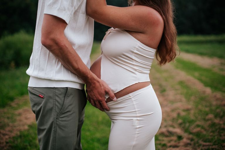 Maternity photography, photograph 4