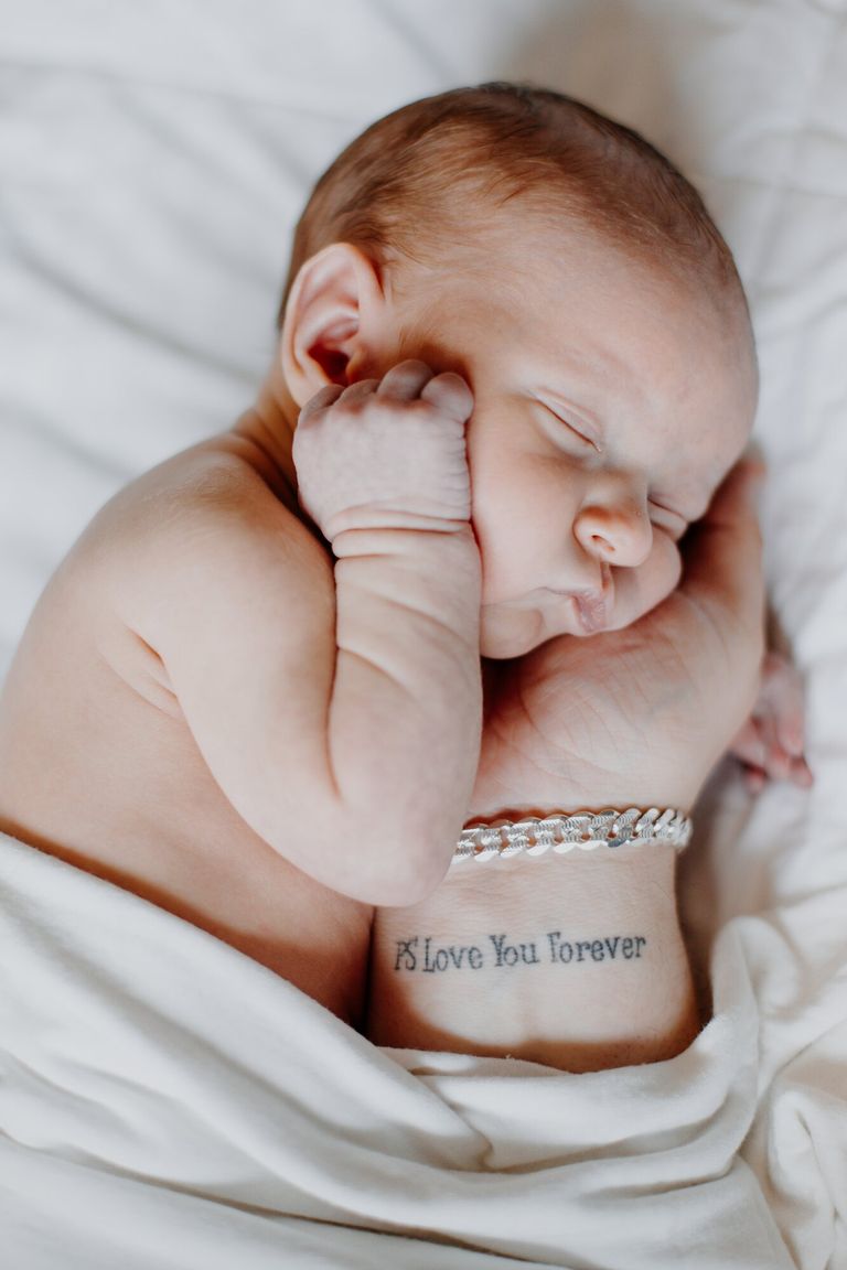 Newborn photography, photograph 21